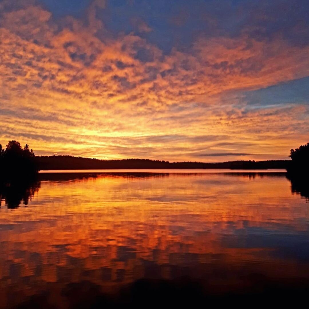 Dunlop Lake Sunset<br />
